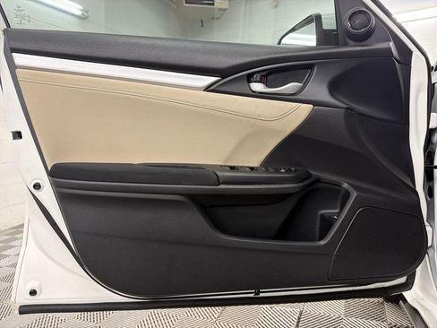 Used 2017 Honda Civic EX image 16