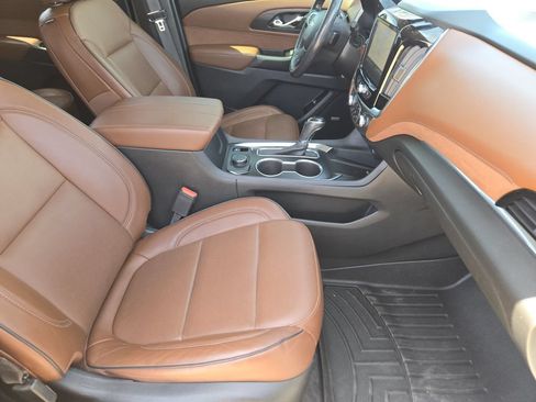 Used 2020 Chevrolet Traverse High Country AWD/4WD image 9