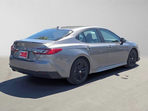Certified 2026 Toyota Camry SE FWD image 3
