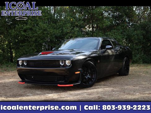 Used 2019 Dodge Challenger R/T Scat Pack image 1