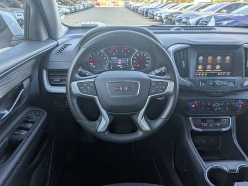 Used 2022 GMC Terrain SLE w/ Driver Convenience Package FWD image 22