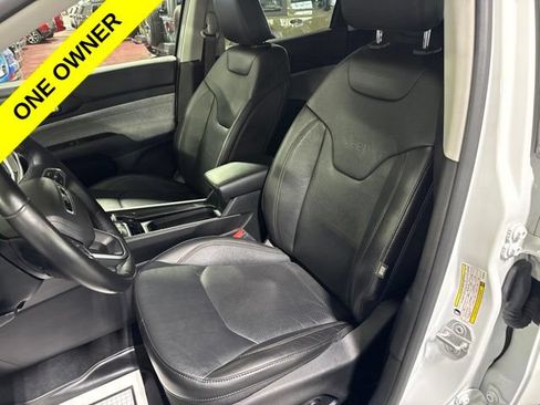 Used 2022 Jeep Compass Latitude AWD/4WD image 16