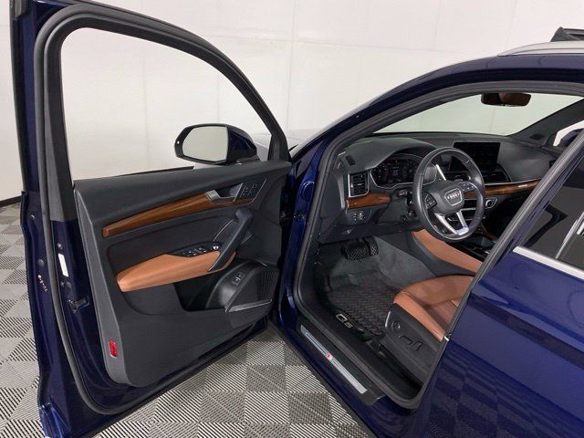 Used 2022 Audi Q5 2.0T Premium Plus AWD/4WD image 25