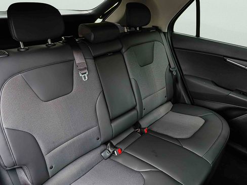 Certified 2025 Kia Niro Wind w/ Wind Preserve Package FWD image 11