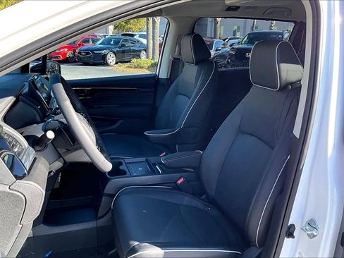 New 2026 Honda Odyssey Elite image 15
