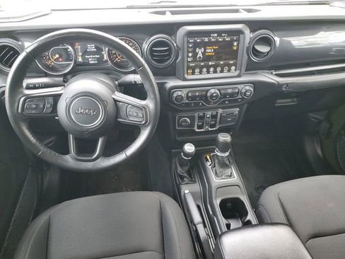Used 2022 Jeep Gladiator Sport AWD/4WD image 11