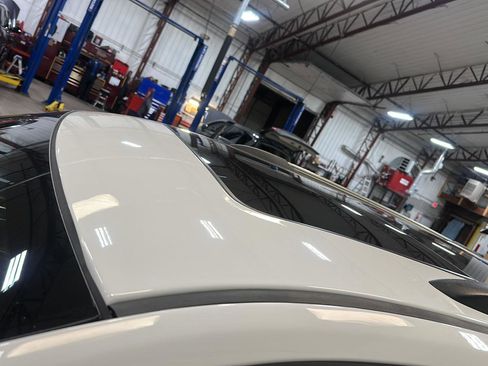 Used 2015 Jeep Grand Cherokee Overland image 14