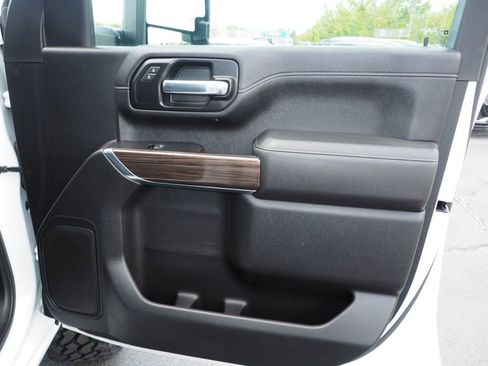 Used 2020 Chevrolet Silverado 2500 LT w/ All Star Edition AWD/4WD image 23