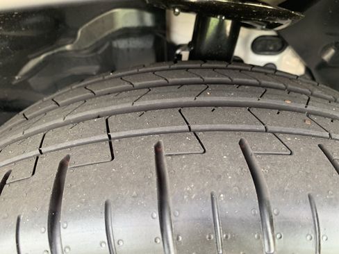 Used 2025 BMW X1 xDrive28i w/ Technology Package image 12