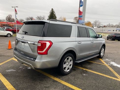Used 2021 Ford Expedition Max XLT image 5