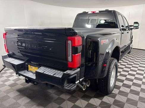 Certified 2025 Ford F350 Platinum image 7