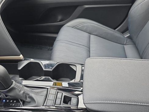 Used 2025 Toyota Camry XSE w/ Premium Plus Package image 23