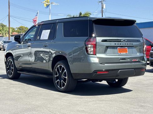 Used 2024 Chevrolet Suburban RST RWD image 7
