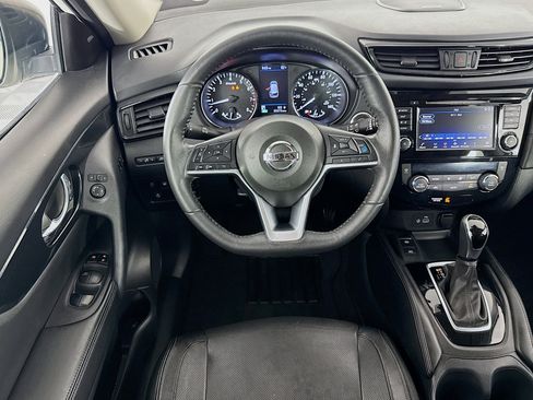 Used 2019 Nissan Rogue SL w/ Premium Package FWD image 16