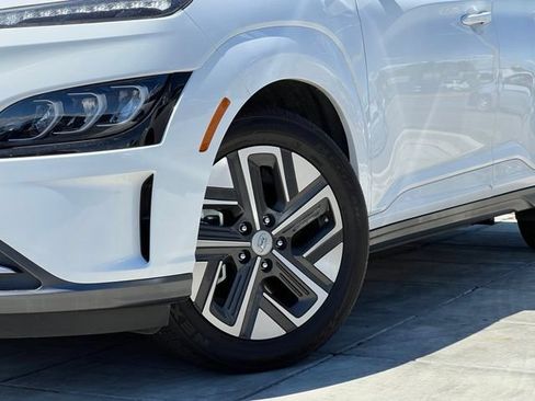 Certified 2023 Hyundai Kona Limited w/ Cargo Package FWD image 2