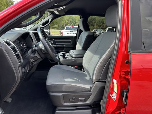 Used 2024 RAM 2500 Big Horn w/ Bed Utility Group image 9