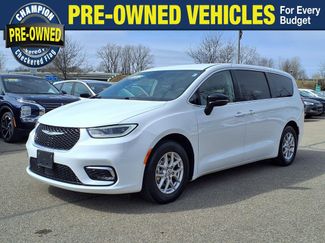 Used 2024 Chrysler Pacifica Touring-L FWD video 1