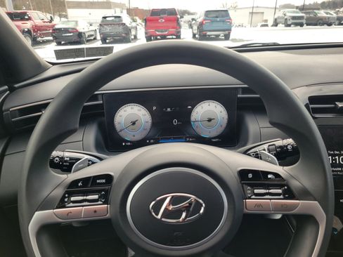 Used 2024 Hyundai Santa Cruz Night image 11