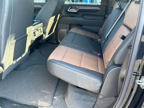 Certified 2025 Chevrolet Silverado 2500 High Country w/ Technology Package image 27