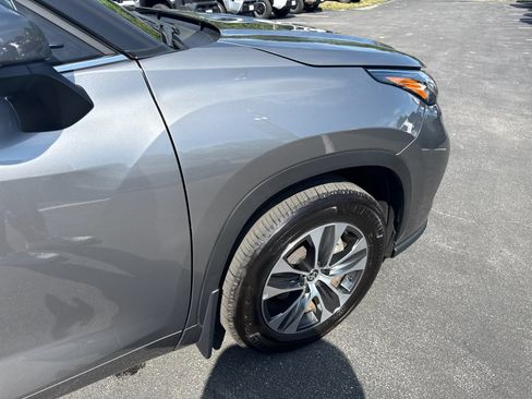 Used 2026 Toyota Highlander XLE AWD/4WD image 29