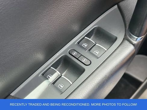 Used 2016 Volkswagen Touareg TDI AWD/4WD image 27