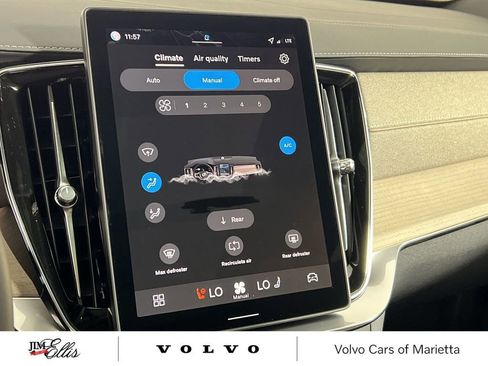 Used 2026 Volvo XC90 B5 Core w/ Protection Package image 14