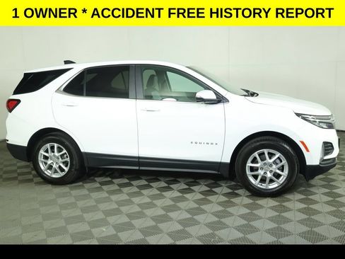 Used 2024 Chevrolet Equinox LT FWD image 2