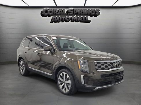 Used 2021 Kia Telluride EX w/ EX Premium Package FWD image 1