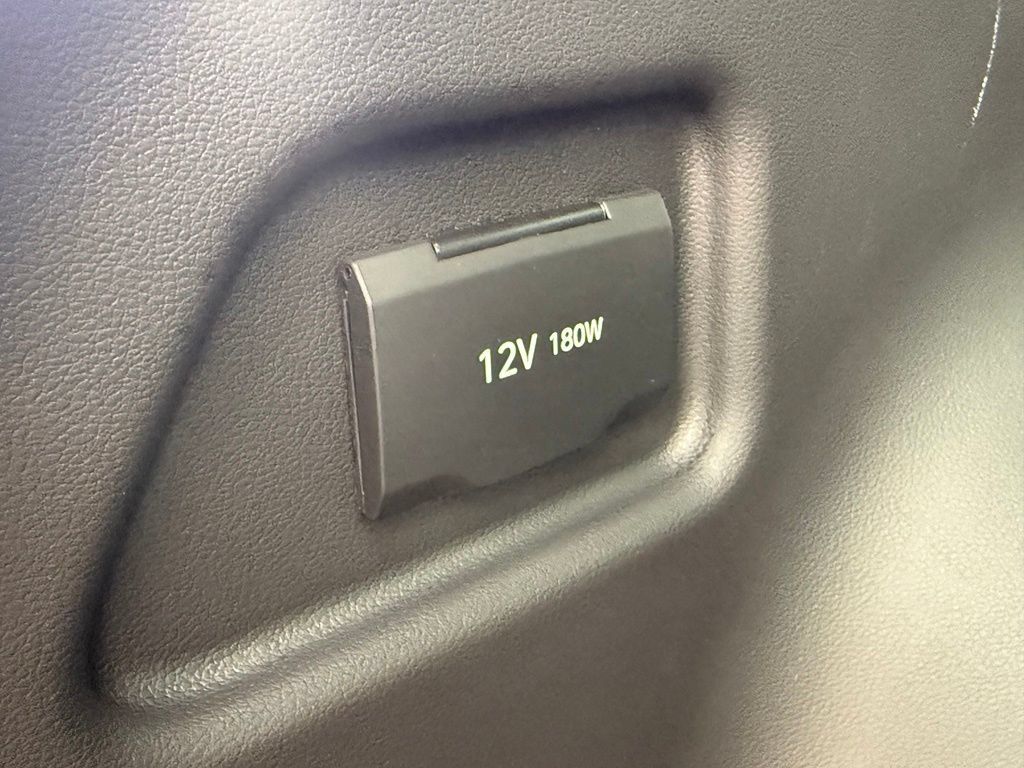 Certified 2026 Hyundai Tucson Limited AWD/4WD image 12