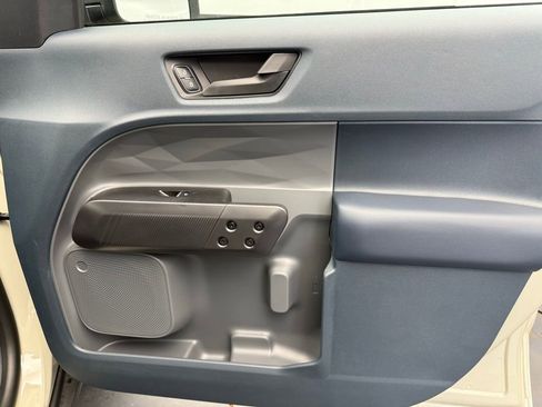 New 2025 Ford Maverick XLT w/ XLT Luxury Package image 48