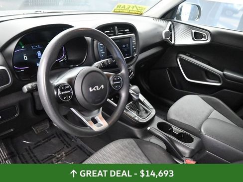 Used 2023 Kia Soul LX w/ Option Group 015 image 21