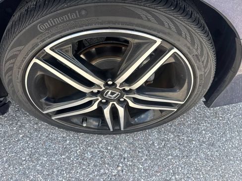 Used 2017 Honda Accord Sport image 11