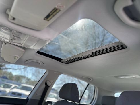 Used 2007 Volkswagen Rabbit 4-Door image 18