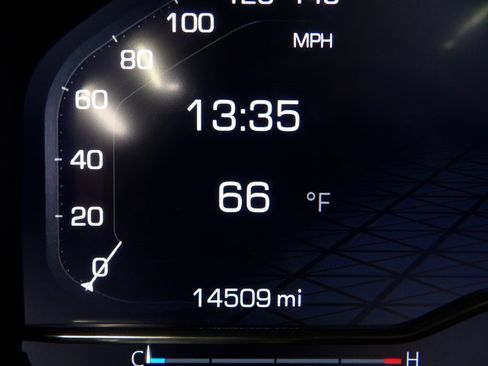 Used 2024 GMC Sierra 2500 Denali w/ Max Trailering Package image 12