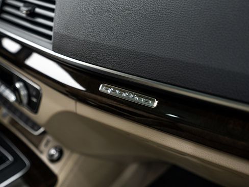 Used 2019 Audi Q5 2.0T Premium Plus w/ Premium Plus Package image 9