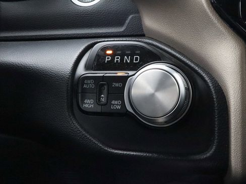 Used 2022 RAM 1500 Laramie AWD/4WD image 21