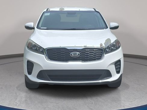 Used 2019 Kia Sorento FWD image 2