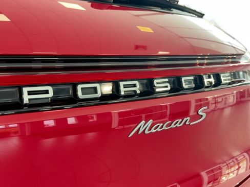 Used 2020 Porsche Macan S AWD/4WD image 32