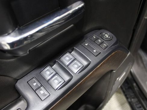 Used 2018 GMC Sierra 1500 Denali w/ Denali Ultimate Package AWD/4WD image 16