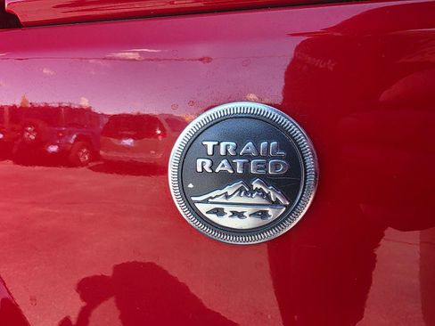 Used 2016 Jeep Wrangler Unlimited Rubicon w/ Connectivity Group image 19