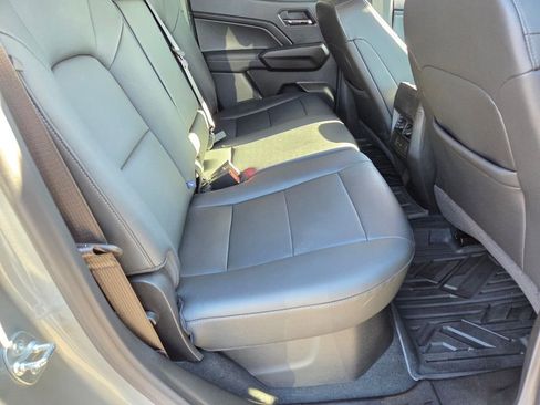 Used 2025 GMC Canyon Elevation w/ Convenience Package AWD/4WD image 18