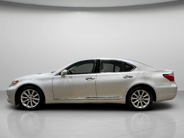 Used 2012 Lexus LS 460 AWD w/ Luxury Value Edition image 7