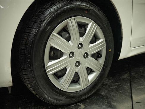 Used 2023 Kia Rio LX FWD image 3