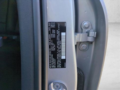 Used 2022 Volvo XC60 B5 Inscription w/ Advanced Package image 27