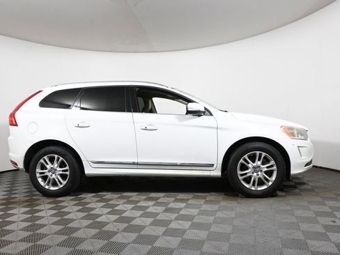 Used 2015 Volvo XC60 T5 image 8