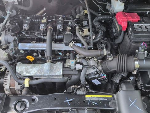 Used 2024 Nissan Versa SR FWD image 14