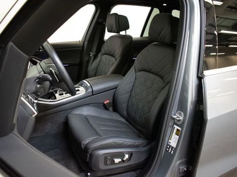 Used 2026 BMW X5 xDrive40i w/ Climate Comfort Package image 21