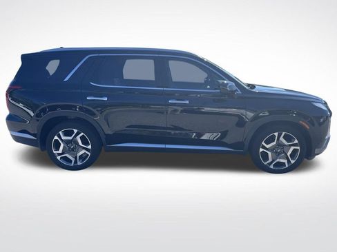 Used 2023 Hyundai Palisade SEL w/ Premium Package FWD image 6
