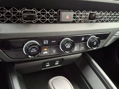 Used 2025 Honda Accord LX image 18
