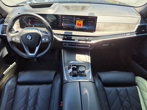 Used 2024 BMW X5 xDrive40i w/ Parking Assistance Package AWD/4WD image 29